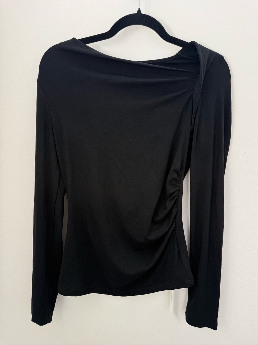 COMMENSE Black Asymmetrical Draped Ruched Long Sleeve Top